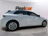 Begagnad Opel Astra Edition 110 HK (80 kW) 2023 Vit Halvkombi