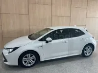 Usado Toyota Corolla Active 122 CV (89 kW) 2021 Blanco Berlina
