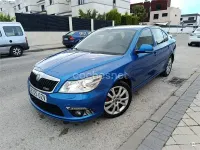 Usado Skoda Octavia RS 170 CV (125 kW) 2010 Azul Familiar
