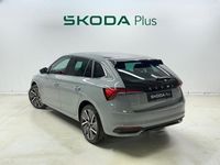 Usado Skoda Scala 150 CV (110 kW) 2025 Gris Utilitario