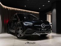Käytetty Mercedes GLA180 136 HP (100 kW) 2022 Musta Katumaasturi