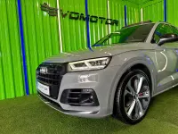 Usado Audi SQ5 Sport 347 CV (255 kW) 2020 Gris / plata SUV