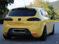 Usado Seat Leon CUPRA 240 CV (176 kW) 2007 Amarillo Utilitario