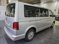 Usado VW Caravelle 150 CV (110 kW) 2024 Plateado Monovolumen