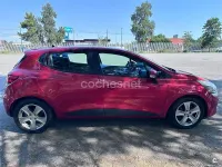 Usado Renault Clio IV Expression 75 CV (55 kW) 2015 Rojo Berlina