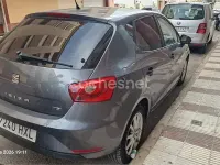 Usado Seat Ibiza I-Tech 85 CV (62 kW) 2014 Gris / plata Berlina