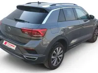 Usado VW T-Roc Advance 116 CV (85 kW) 2022 Gris SUV