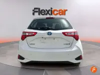 Usado Toyota Yaris Business Edition 116 CV (85 kW) 2020 Blanco Utilitario