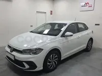 Usado VW Polo Life 95 CV (69 kW) 2023 Blanco Utilitario