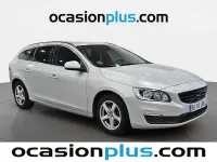Usado Volvo V60 Momentum 120 CV (88 kW) 2016 Gris plata Familiar