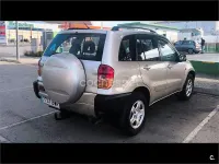 Usado Toyota RAV4 Luna 125 CV (91 kW) 2002 Gris / plata SUV