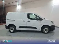 Usado Citroën Berlingo 102 CV (75 kW) 2024 Blanco Monovolumen