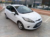 Usado Ford Fiesta Ambiente 68 CV (50 kW) 2009 Blanco Utilitario