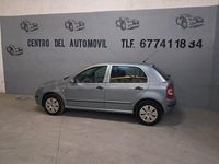 Usado Skoda Fabia 70 CV (51 kW) 2006 Azul Berlina