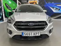 Usado Ford Kuga ST-Line 150 CV (110 kW) 2019 Gris / plata SUV