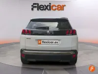 Usado Peugeot 3008 Allure 131 CV (96 kW) 2018 Blanco SUV