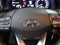 Usado Hyundai i30 120 CV (88 kW) 2021 Rojo Berlina