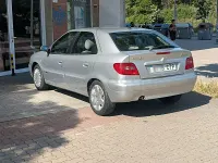 Usado Citroën Xsara 110 CV (80 kW) 2004 Gris / plata Berlina