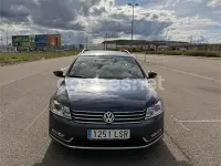 Usado VW Passat Highline 140 CV (102 kW) 2014 Azul Familiar