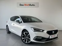 Usado Seat Leon FR 131 CV (96 kW) 2023 Blanco Utilitario