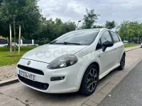 Usado Fiat Punto Easy 75 CV (55 kW) 2013 Blanco Utilitario