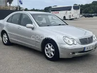 Usado Mercedes C200 Elegance 163 CV (119 kW) 2003 Gris / plata Berlina
