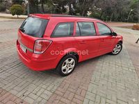 Usado Opel Astra Enjoy 100 CV (73 kW) 2007 Rojo Familiar