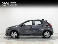 Usado Toyota Yaris Active 116 CV (85 kW) 2025 Gris Utilitario
