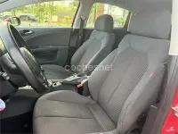 Usado Seat Leon Sport 160 CV (117 kW) 2009 Rojo Utilitario