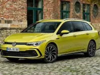 Usado VW Golf VIII Life 110 CV (80 kW) 2021 Plateado Familiar