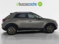 Usado VW T-Roc Life 110 CV (80 kW) 2025 Gris/plata SUV