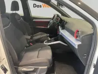 Usado Seat Arona FR 115 CV (84 kW) 2024 Blanco SUV