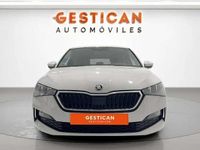 Usado Skoda Scala Ambition 110 CV (80 kW) 2022 Blanco Utilitario