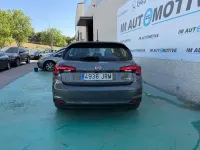 Usado Fiat Tipo Lounge 95 CV (69 kW) 2017 Gris / plata Berlina