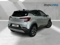 Usado Renault Captur Techno 90 CV (66 kW) 2024 Gris SUV