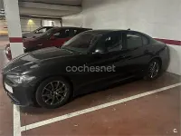 Usado Alfa Romeo Giulia 150 CV (110 kW) 2017 Negro Berlina