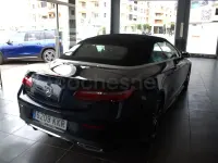 Usado Mercedes E220 194 CV (142 kW) 2018 Azul Descapotable
