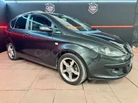 Usado Seat Altea XL Style 105 CV (77 kW) 2008 Gris / plata Monovolumen