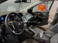 Käytetty Ford Focus Trend 125 HP (91 kW) 2012 Musta Sedan