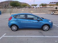 Usado Ford Fiesta Trend 82 CV (60 kW) 2011 Azul Berlina
