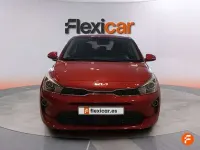 Usado Kia Rio 84 CV (61 kW) 2022 Burdeos Utilitario