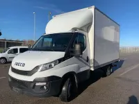 Usado Iveco Daily 145 CV (106 kW) 2017 Blanco Van