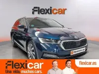Usado Skoda Octavia Style 150 CV (110 kW) 2021 Azul Familiar