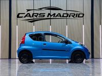 Usado Peugeot 107 68 CV (50 kW) 2006 Azul Utilitario