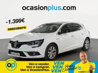 Usado Renault Mégane LIMITED 140 CV (102 kW) 2018 Blanco Berlina