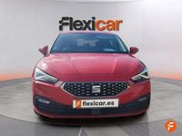 Usado Seat Leon Style 110 CV (80 kW) 2022 Rojo Familiar
