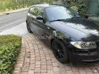 Usado BMW 118 143 CV (105 kW) 2007 Negro Utilitario
