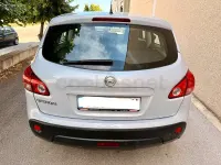 Usado Nissan Qashqai Acenta 115 CV (84 kW) 2007 Gris / plata SUV