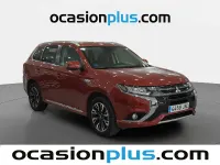Usado Mitsubishi Outlander P-HEV 203 CV (149 kW) 2016 Rojo SUV