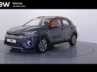 Usado Kia Stonic 100 CV (73 kW) 2021 Gris / plata SUV